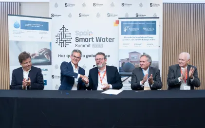 Sanepar firma parcerias com empresas estrangeiras