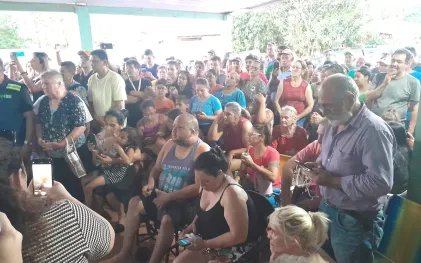 reunião na comunidade Bubas em Foz do Iguaçu 