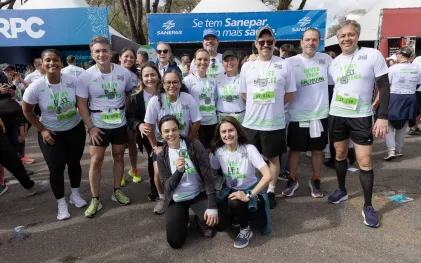 Empregados participam da corrida