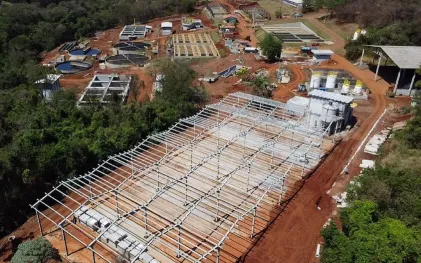 imagem da obra de ampliação do sistema de esgotamento sanitário da cidade de apucarana -  canteiro da obra