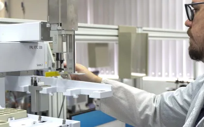 Laboratorio de análises da Sanepar em Curitiba