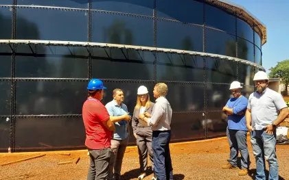 Prefeito e vice-prefeito de Foz do Iguaçu vistam obras do novo reservatório