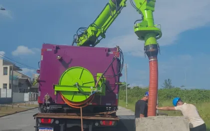 Limpeza das galerias pluviais visa assegurar a qualidade ambiental e a tranquilidade dos veranistas