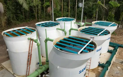 O novo sistema de pré-tratamento da água tem capacidade para tratar 120 litros de água por segundo. 