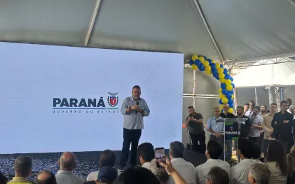 evento com governador e outras autoridades em apucarana - nesta foto wilson bley