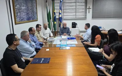 reunião no gabinete do prefeito