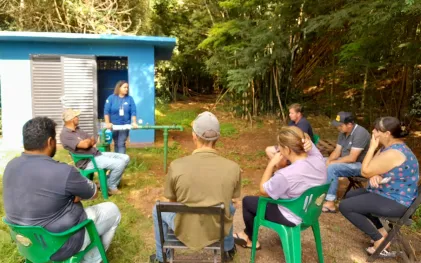 Treinamento da equipe que vai tratar água em comunidade rural de Ouro Verde do Oeste 