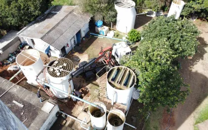 Instalação de novo equipamento floco-decantador na Estação de Tratamento de Água de Sapopema