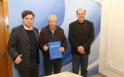 Sanepar Rural para Sta Clara em Castro