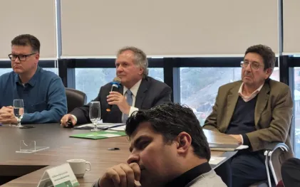 Diretor Risden participa de Fórum Empresarial de Ponta Grossa