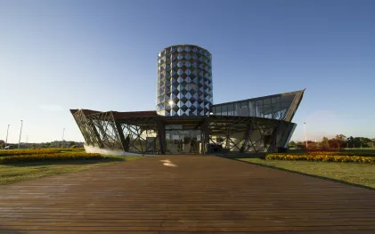 O Memorial do Rio Iguaçu visto de fora.