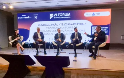 Painel "Universalização até 2033 na prática", no em 7º Fórum Novo Saneamento, com a participação de Wilson Bley, diretor-presidente da Sanepar