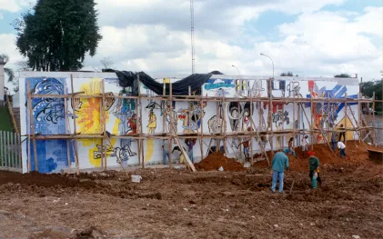 Painel de Poty Lazzarotto sobre o saneamento completa 30 anos