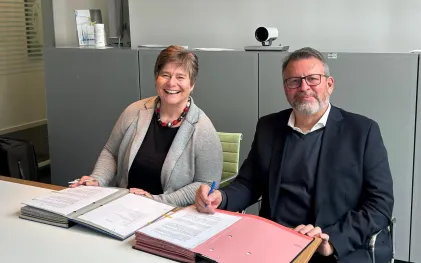 Assinatura do financiamento com banco KfW