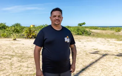 O professor e vendedor ambulante de Matinhos Mario Braga Neto