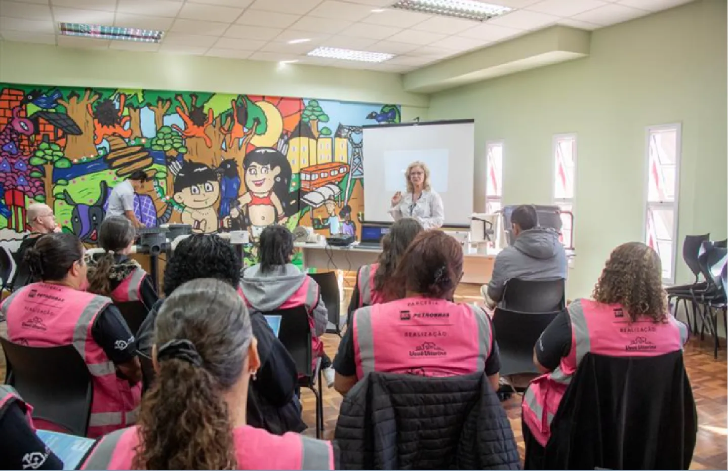 Curso de manutenção hidráulica para mulheres